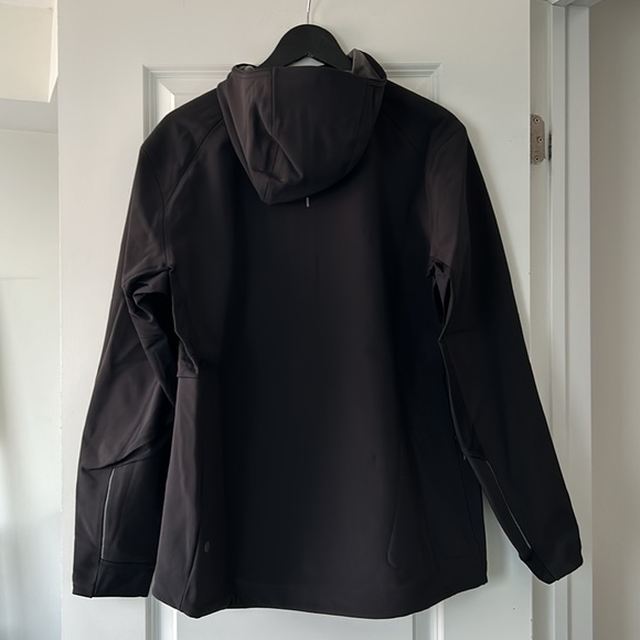 Lululemon Jacket - Picture 5 of 9